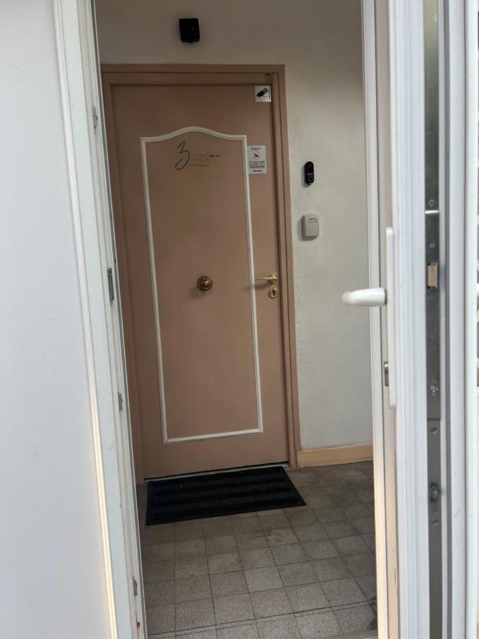 Ferienwohnung Zara At Saint Raphael France Exterior foto